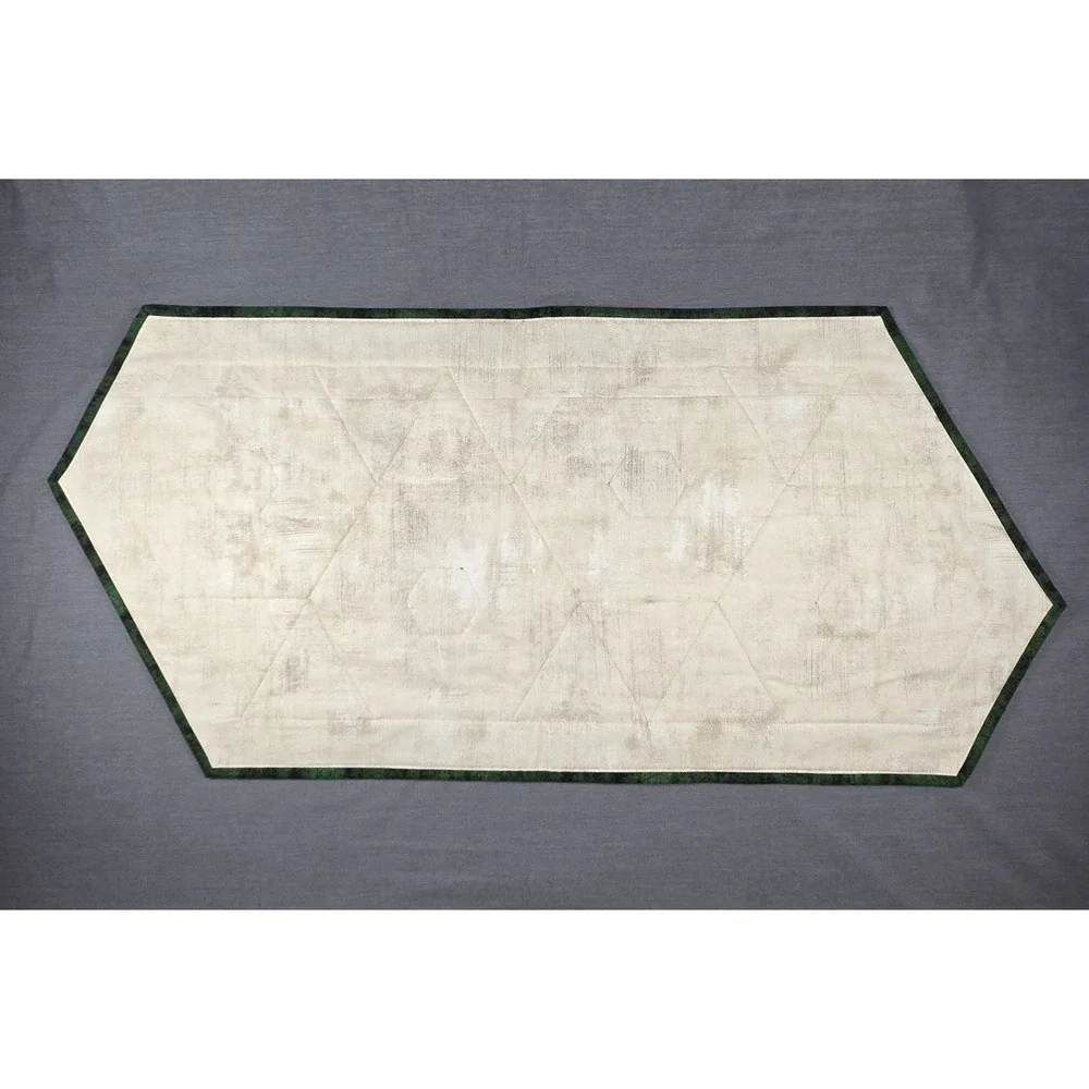 Quilted Christmas Table Runner Red Green Patchwork Star Holiday Decor‎ 16 x 35